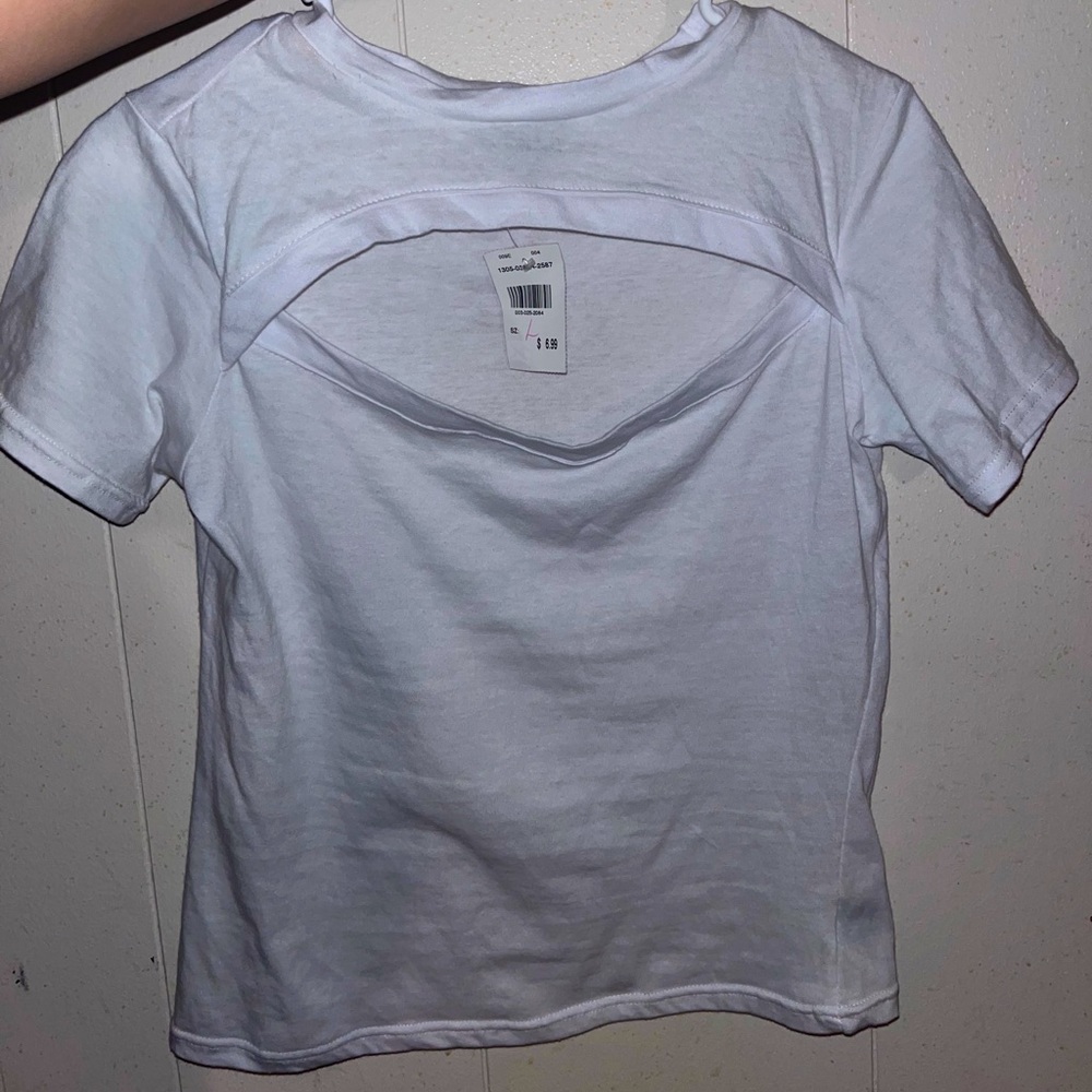 Never worn until tried tag still attached. 
A bit wrinkled Perfect slim fit